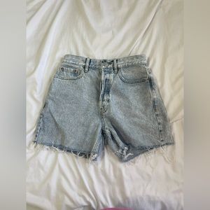 Pacsun High Waisted 90’s Girlfriend Jean Shorts